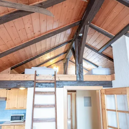 View By We Rent, Summercard Included Lejlighed