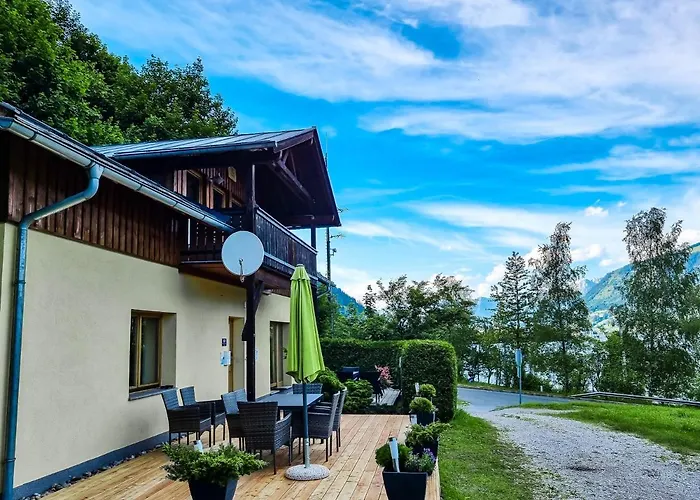 View By We Rent, Summercard Included Apartamento